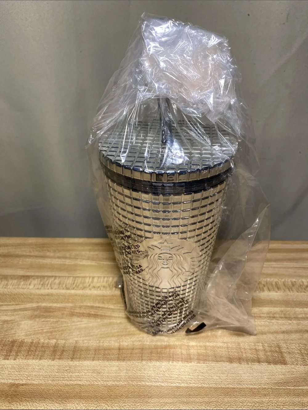 Starbucks Holiday 2023 Mirrored Venti Chrome Tumbler 16oz NWT